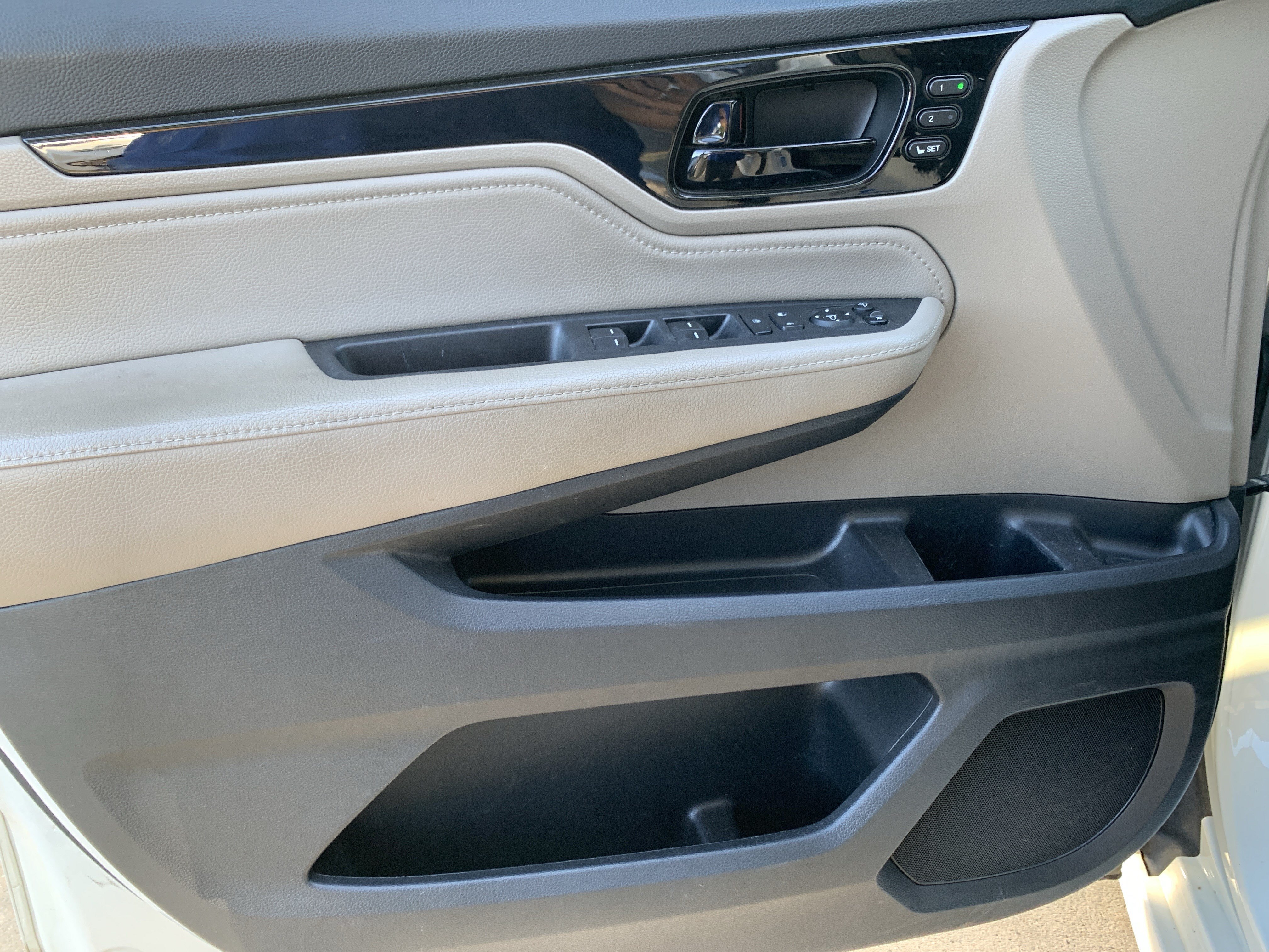 Used 2019 Honda Odyssey Elite image 14