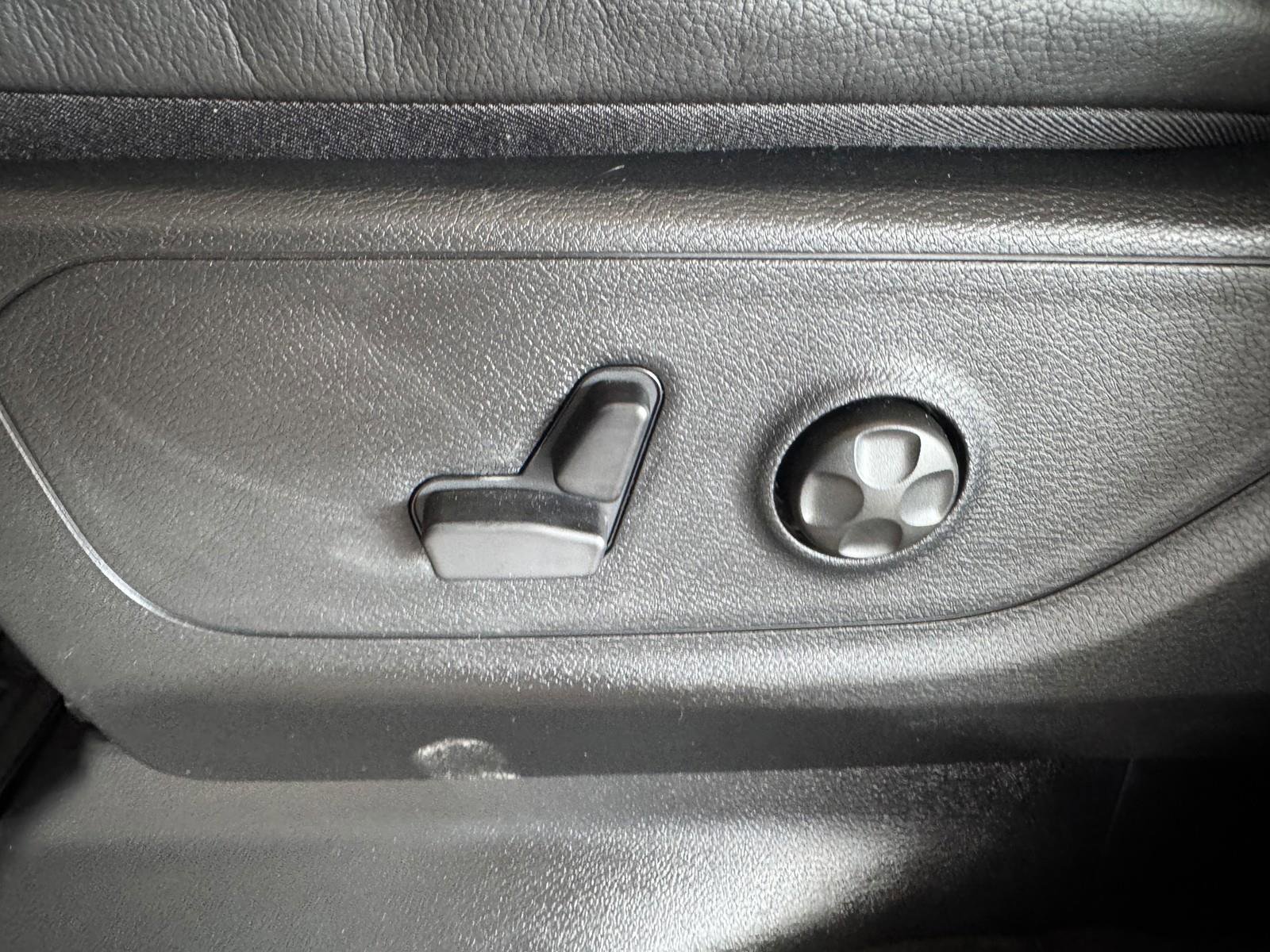 New 2026 RAM 1500 RHO w/ RHO Level 1 Equipment Group image 26