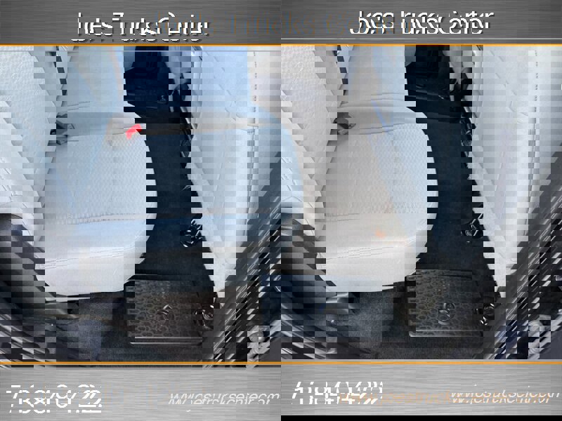 Used 2017 RAM 3500 Tradesman w/ Chrome Appearance Group image 32