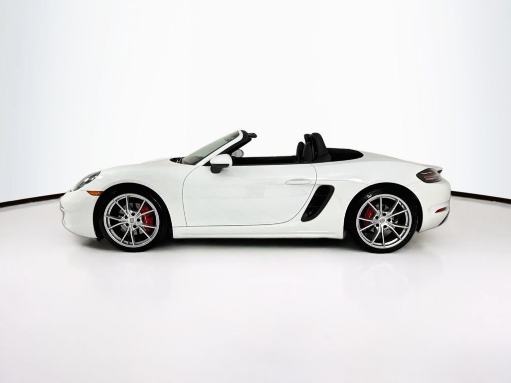 Certified 2019 Porsche 718 Boxster S RWD image 2