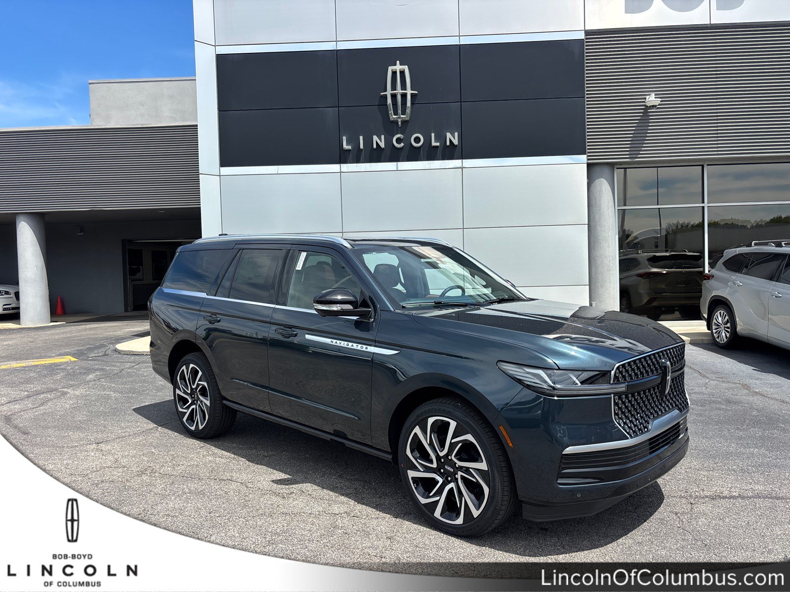 New 2026 Lincoln Navigator Reserve AWD/4WD video 1