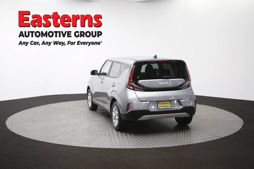 Used 2025 Kia Soul LX w/ LX Technology Package FWD image 64