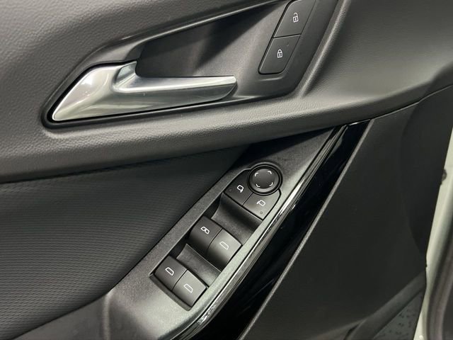 Used 2026 Chevrolet Equinox LT image 23