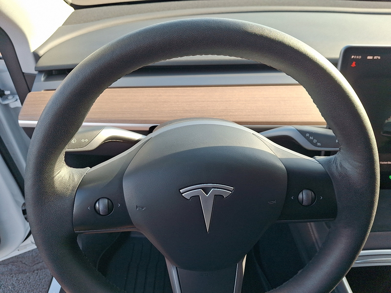 Used 2023 Tesla Model Y Long Range image 21