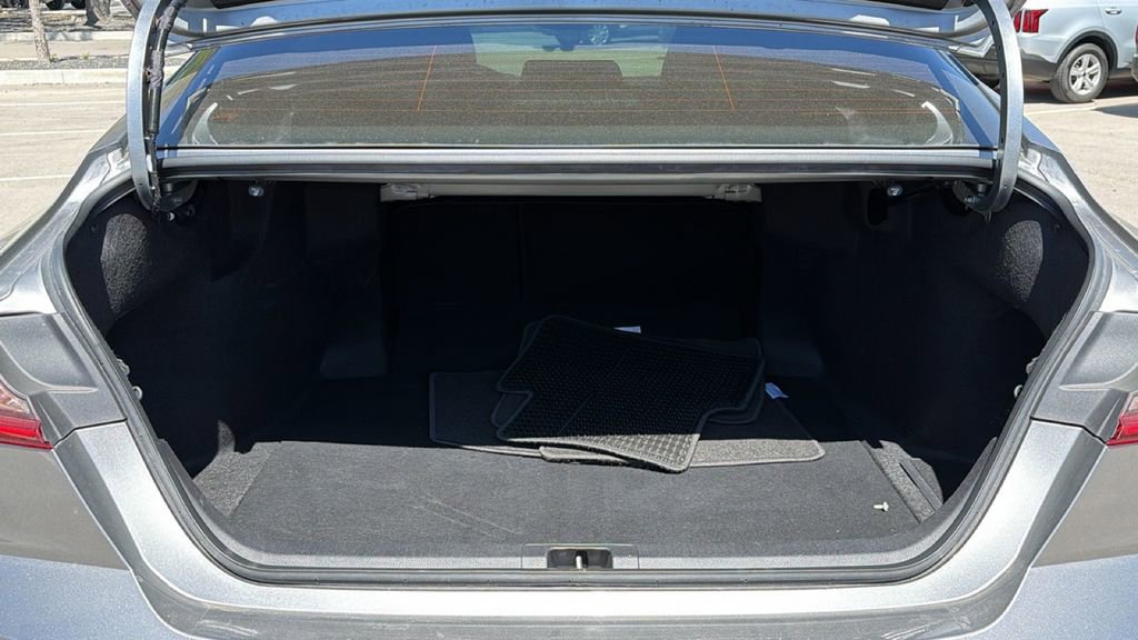 Certified 2025 Toyota Camry SE image 38