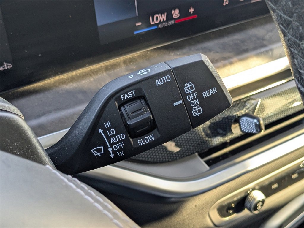 Used 2024 BMW X5 sDrive40i image 30