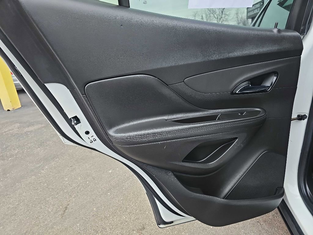 Used 2018 Buick Encore Essence image 45
