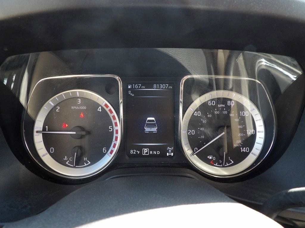 Used 2017 Nissan Titan SL w/ Chrome Package image 18