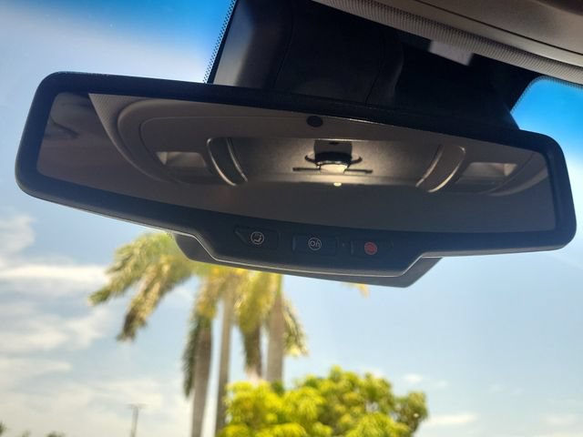 Used 2017 GMC Yukon XL SLT RWD image 30