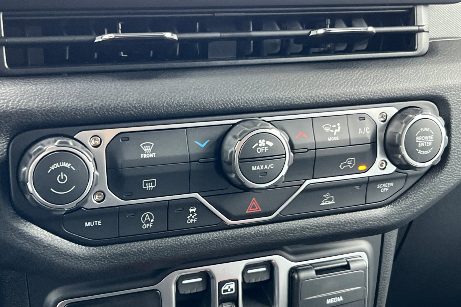 New 2026 Jeep Wrangler Unlimited Sport image 17