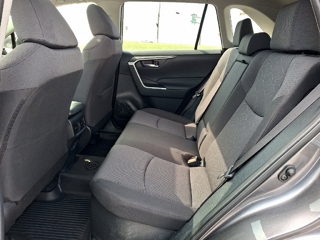 Used 2024 Toyota RAV4 XLE w/ Convenience Package AWD/4WD image 13