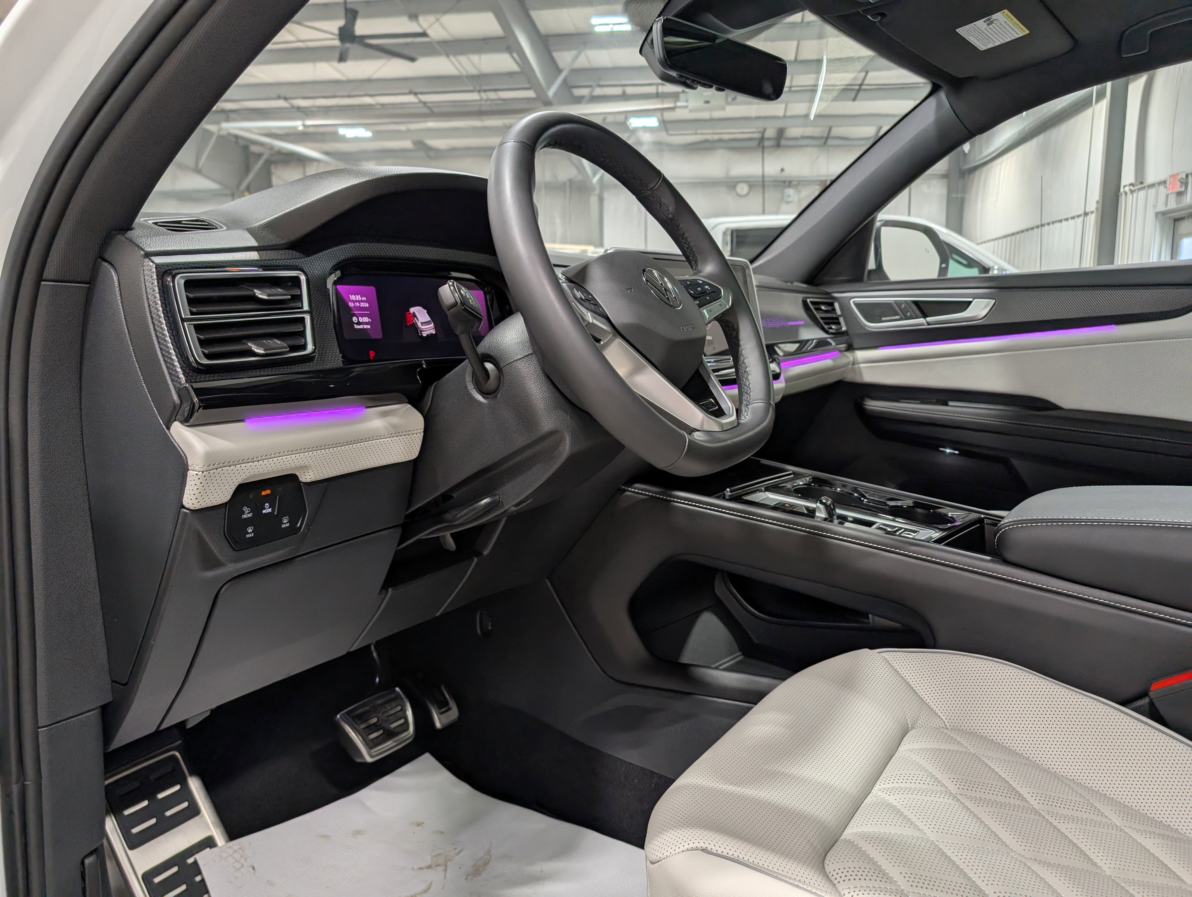 Used 2026 Volkswagen Atlas Cross Sport SEL Premium R-Line image 13