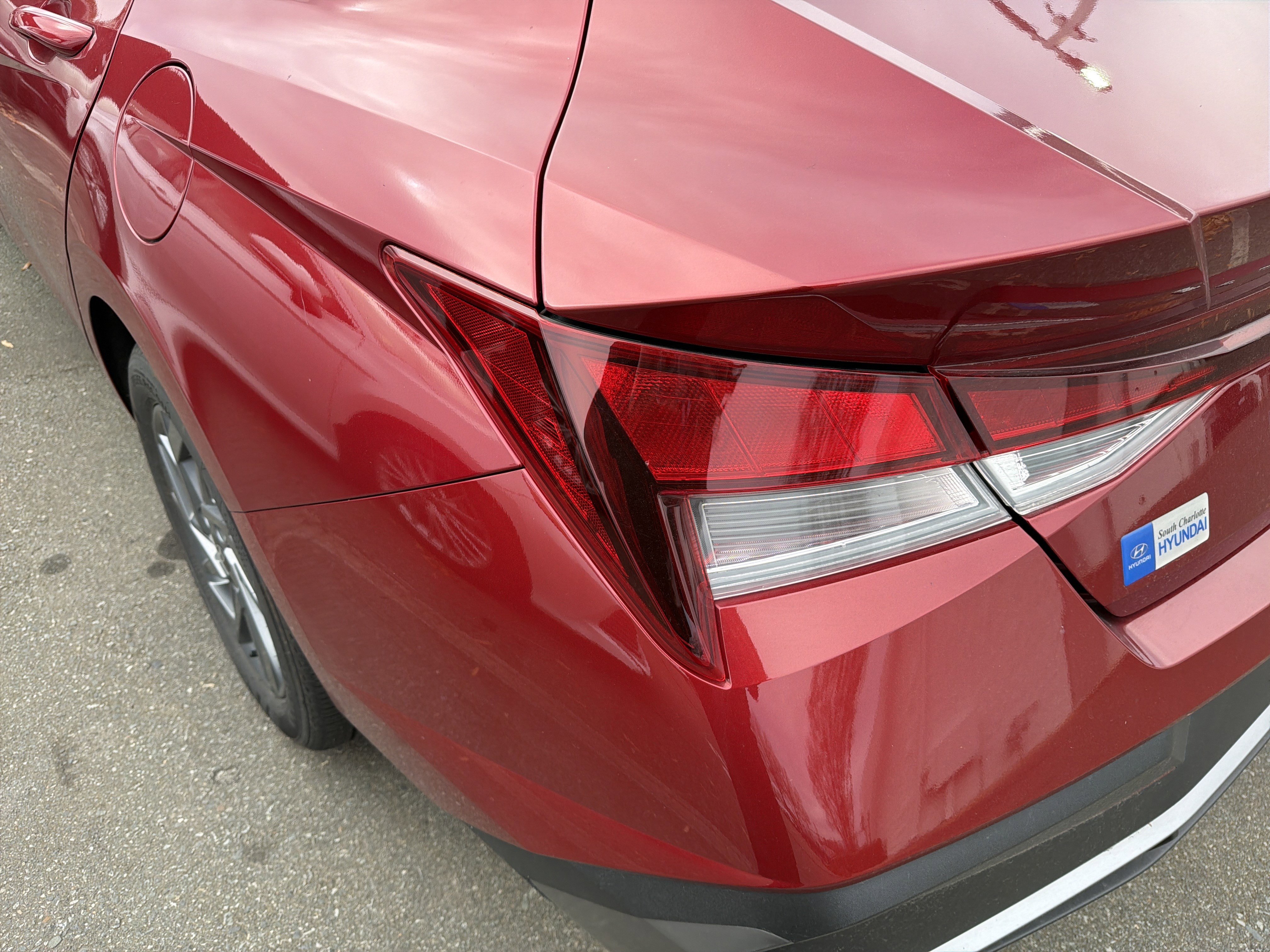 Used 2024 Hyundai Elantra SEL image 19