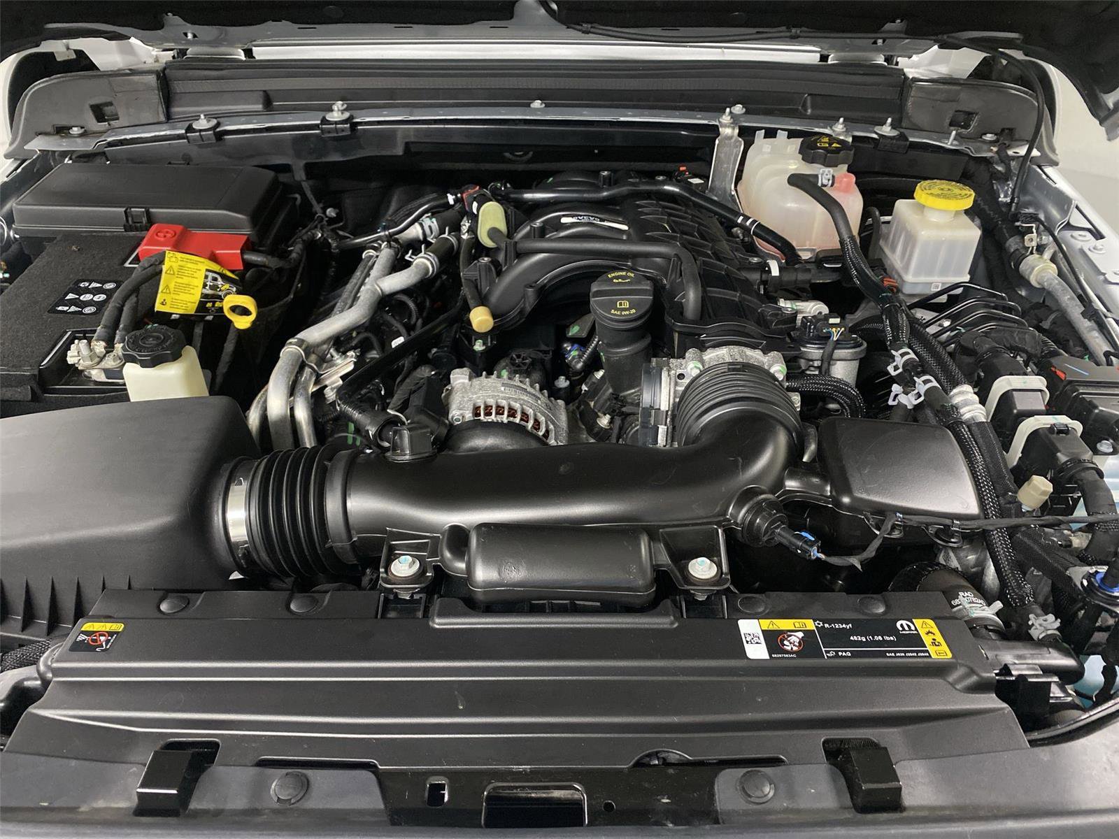 Used 2023 Jeep Gladiator Mojave w/ Cold Weather Group image 21