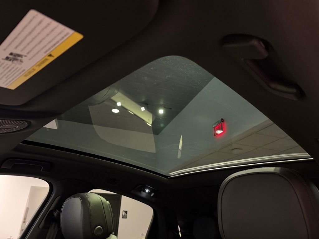 Certified 2026 Porsche Cayenne image 6