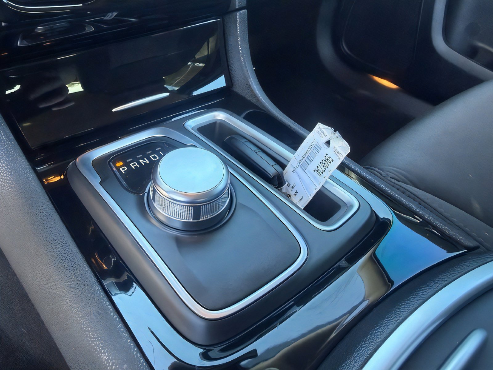 Used 2023 Chrysler 300 Touring w/ Sport Appearance Package image 25