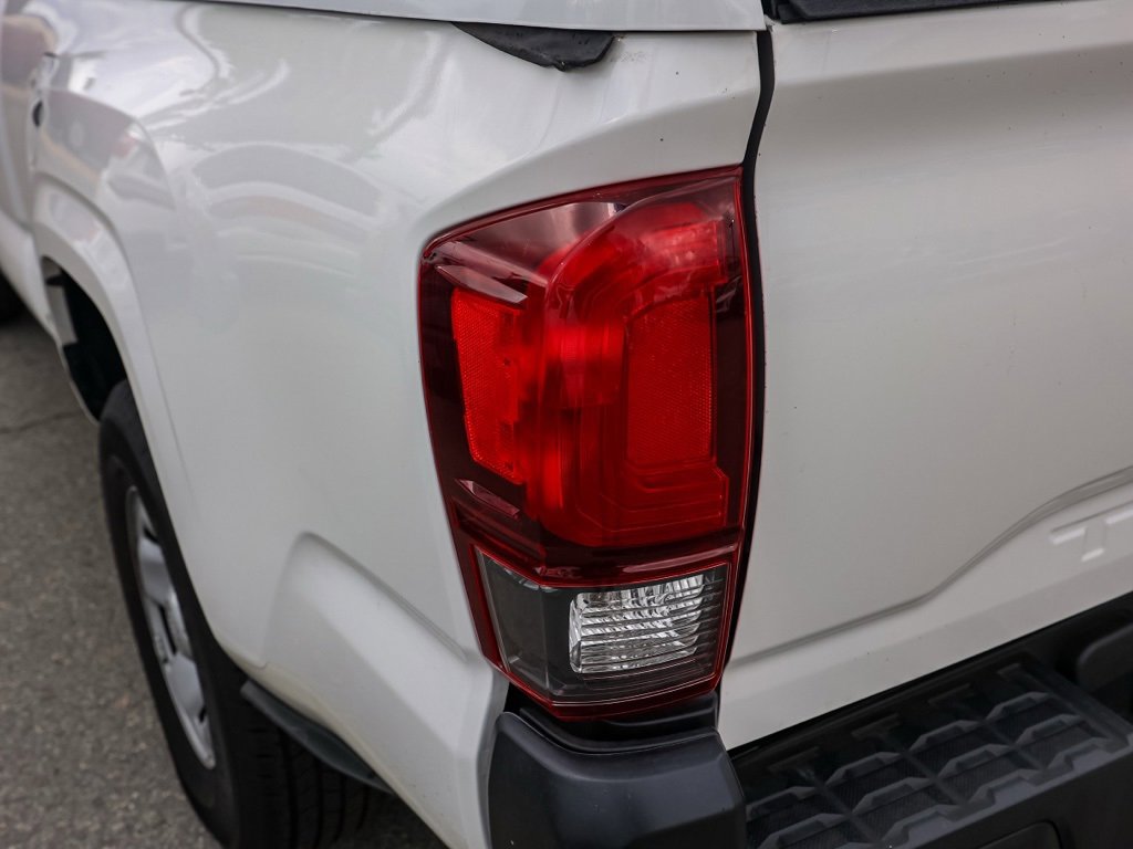 Used 2022 Toyota Tacoma SR image 10