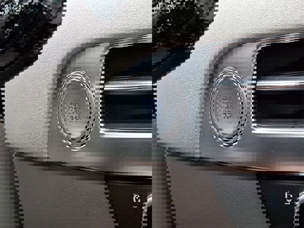 Used 2023 Hyundai Palisade Calligraphy image 23