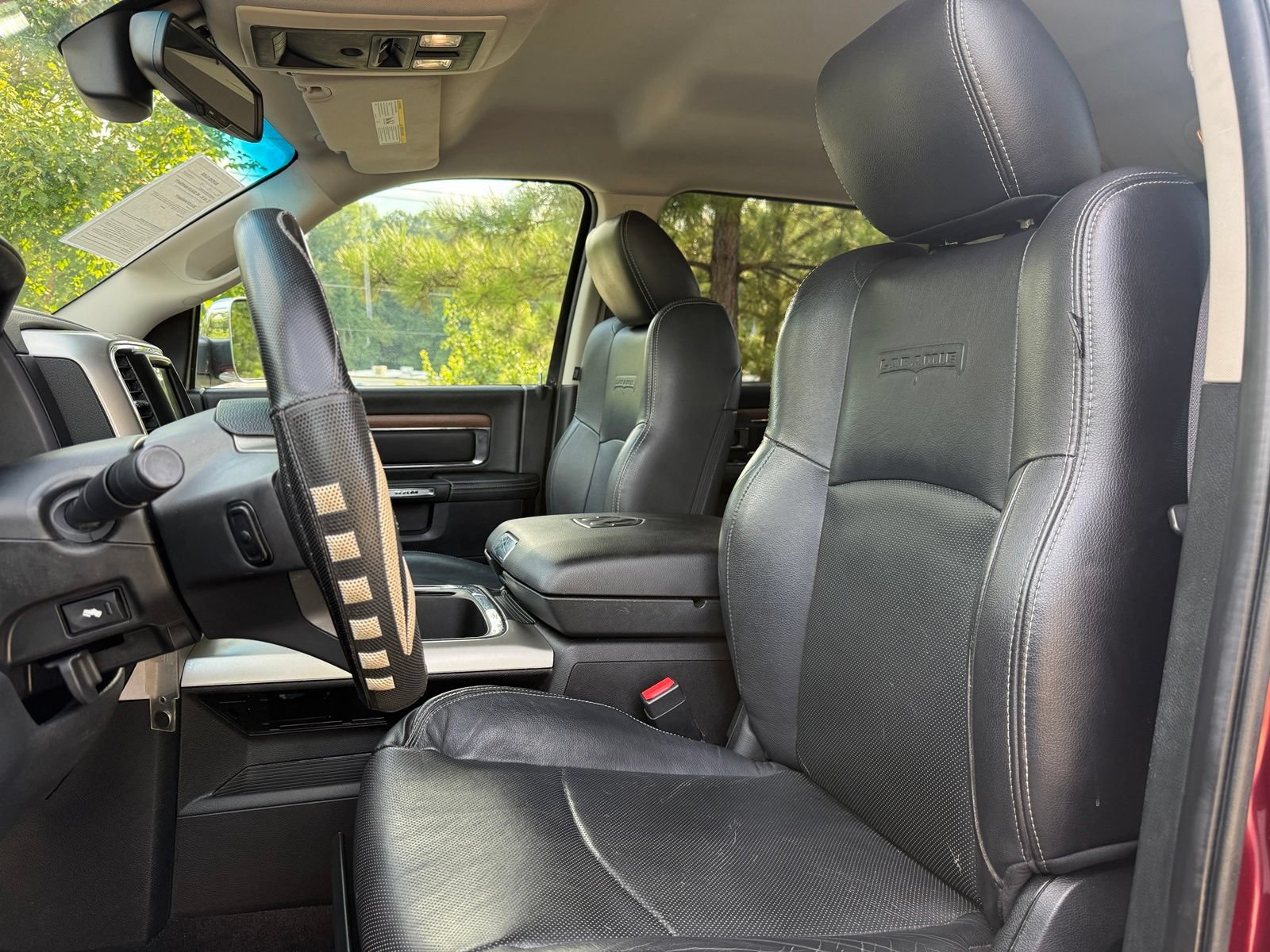 Used 2016 RAM 1500 Laramie AWD/4WD image 34