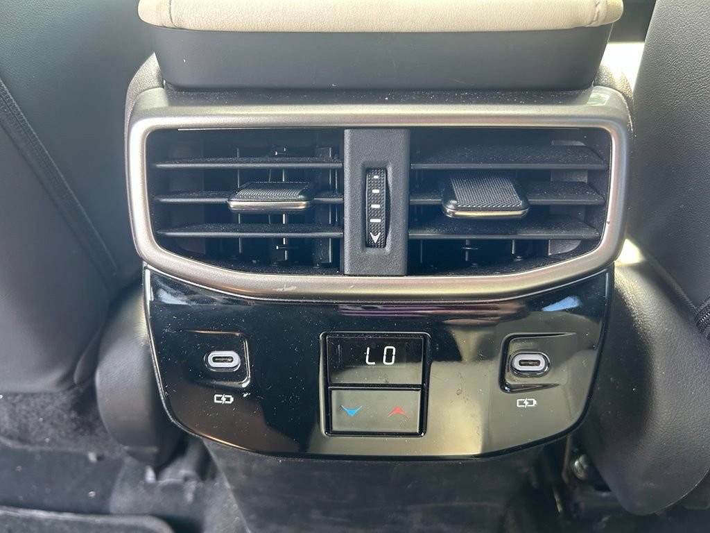 Used 2024 Lexus RX 350 Premium w/ Accessory Package (Z1) AWD/4WD image 15