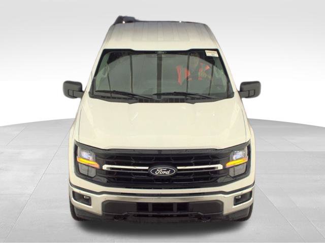 Used 2025 Ford F150 XLT w/ Equipment Group 301A Standard AWD/4WD image 2