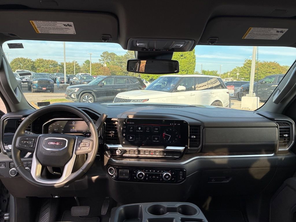 Used 2026 GMC Sierra 1500 SLT AWD/4WD image 17