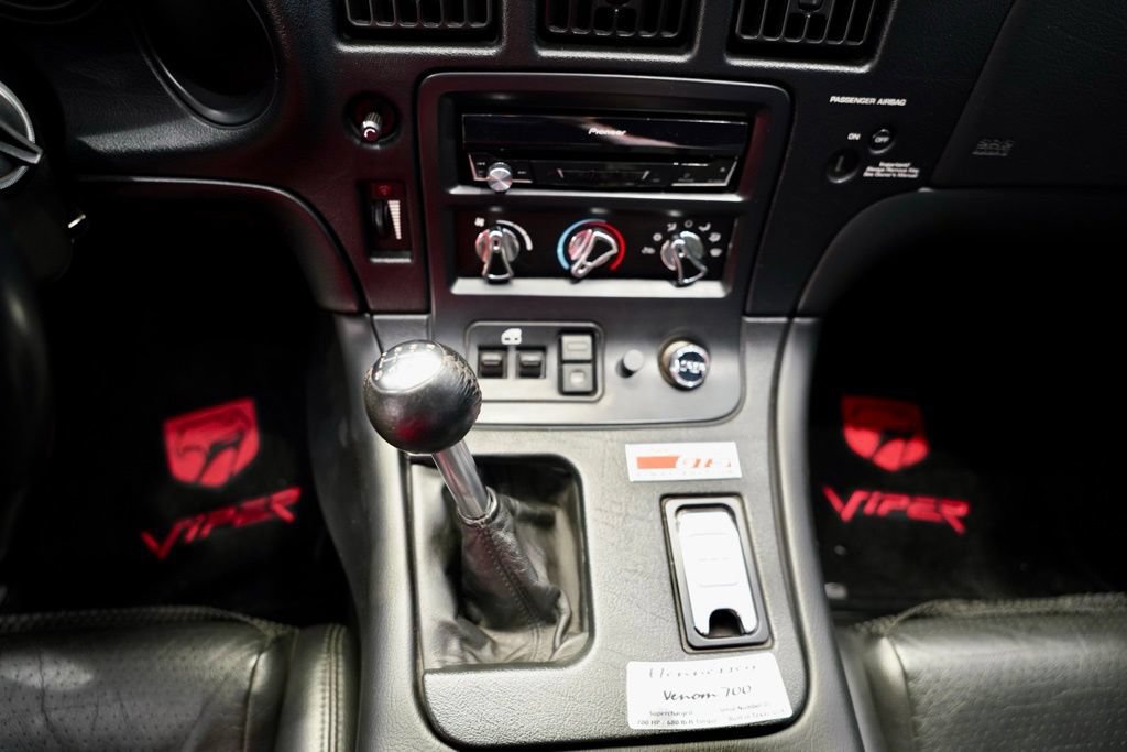 Used 2002 Dodge Viper GTS RWD image 15