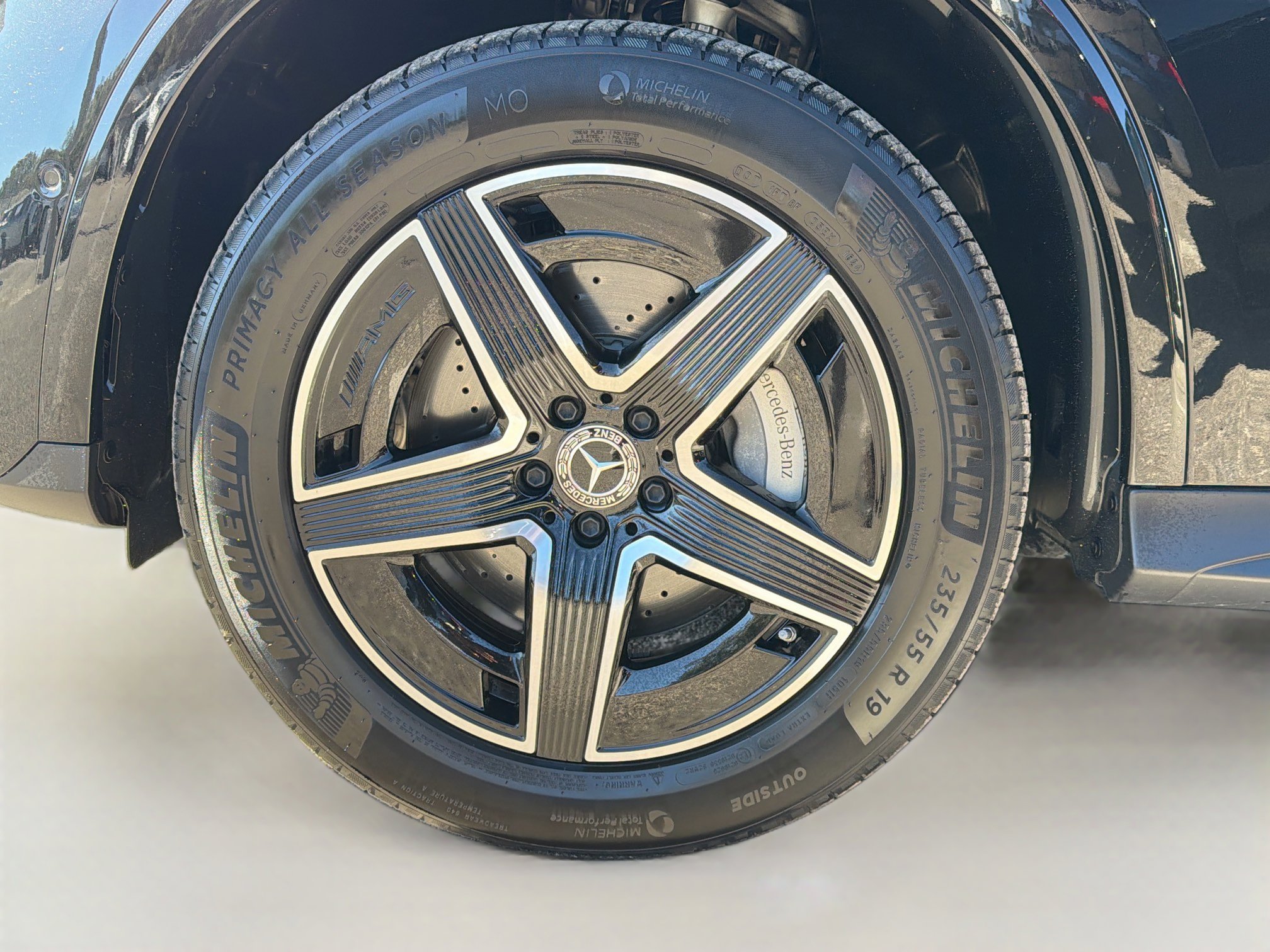 Used 2024 Mercedes-Benz GLC 300 4MATIC image 42