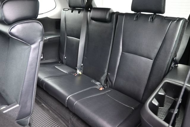 Certified 2024 Toyota Grand Highlander AWD image 29