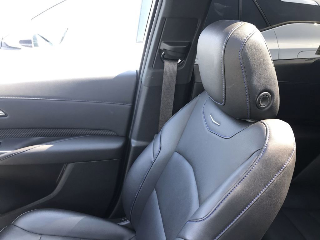 Used 2024 Cadillac XT4 Sport w/ LPO, Floor Liner Package AWD/4WD image 24