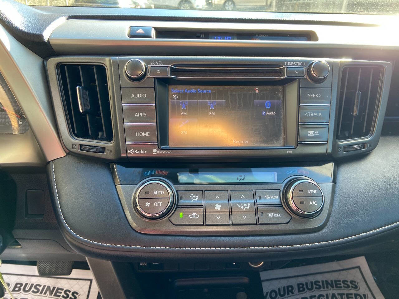 Used 2015 Toyota RAV4 XLE FWD image 14