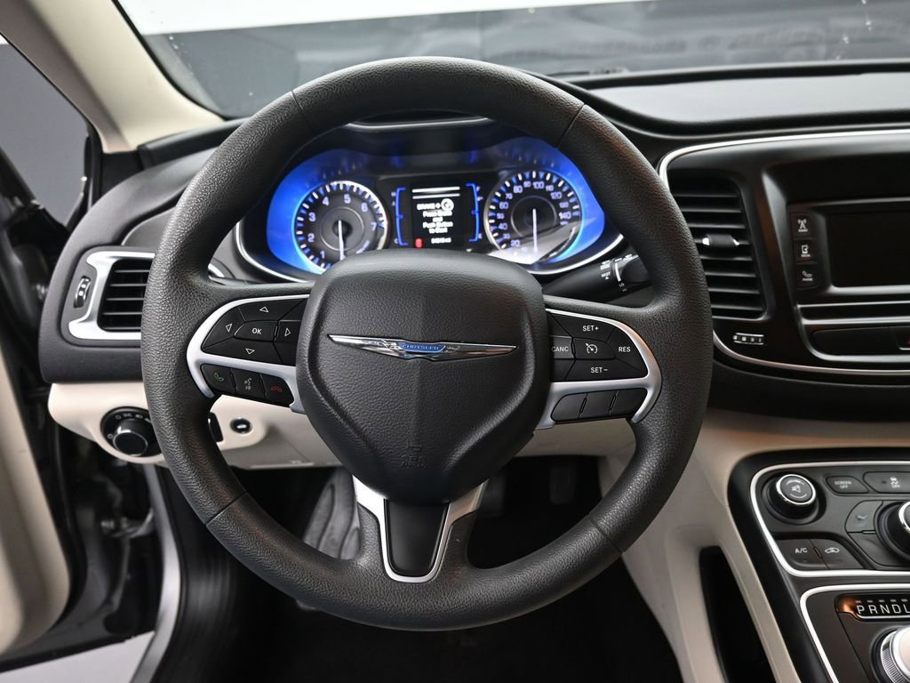 Used 2016 Chrysler 200 Limited image 21
