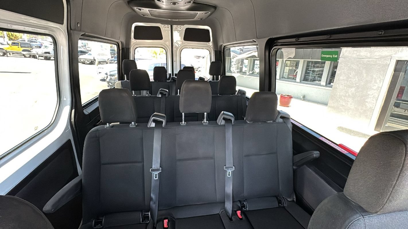 Used 2024 Mercedes-Benz Sprinter 2500 image 29