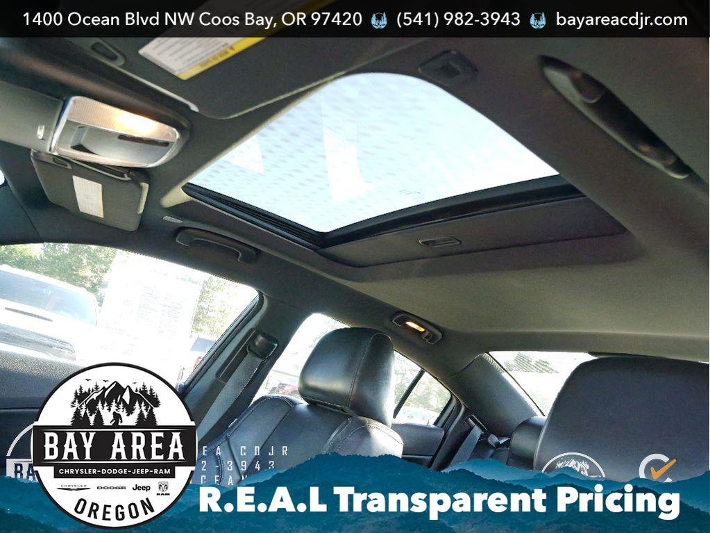 Used 2022 Dodge Charger SXT w/ Leather Interior Group image 12