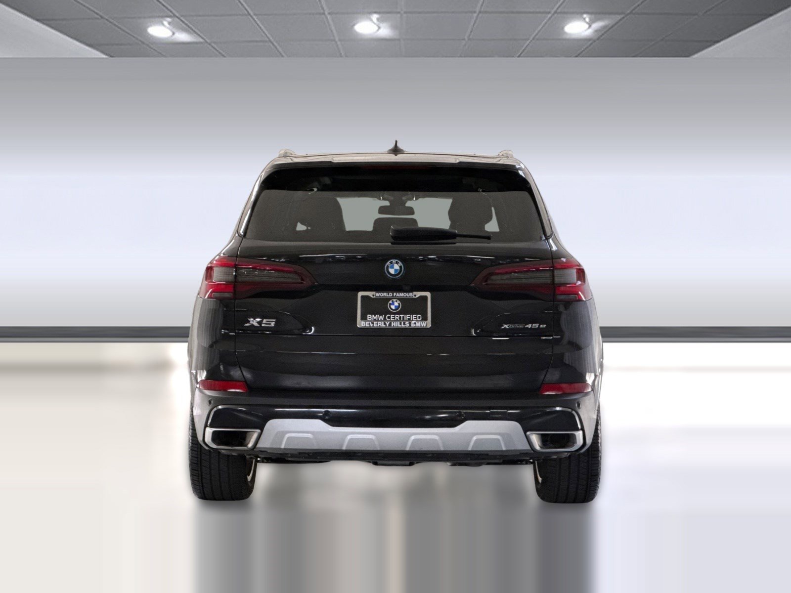 Certified 2023 BMW X5 xDrive45e w/ Climate Comfort Package image 10