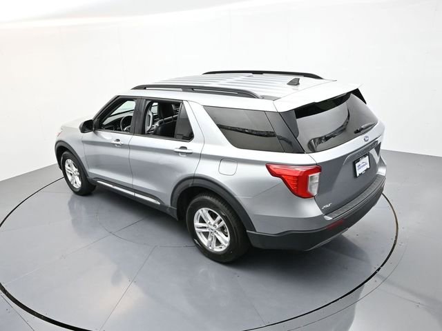 Used 2023 Ford Explorer XLT w/ Equipment Group 202A image 22