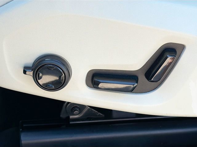 Used 2022 Volvo XC60 B6 Inscription w/ Advanced Package image 25