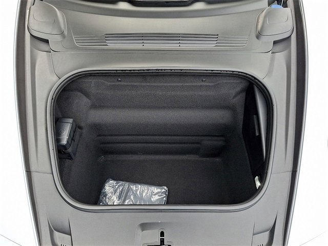 Used 2025 Porsche 911 Carrera image 33