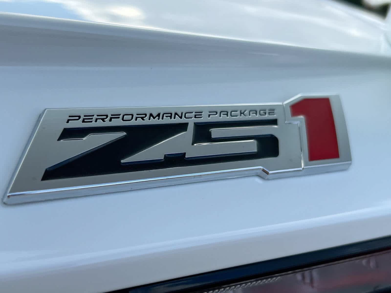 Used 2024 Chevrolet Corvette Stingray Preferred Cpe w/ Z51 Performance Package RWD image 38