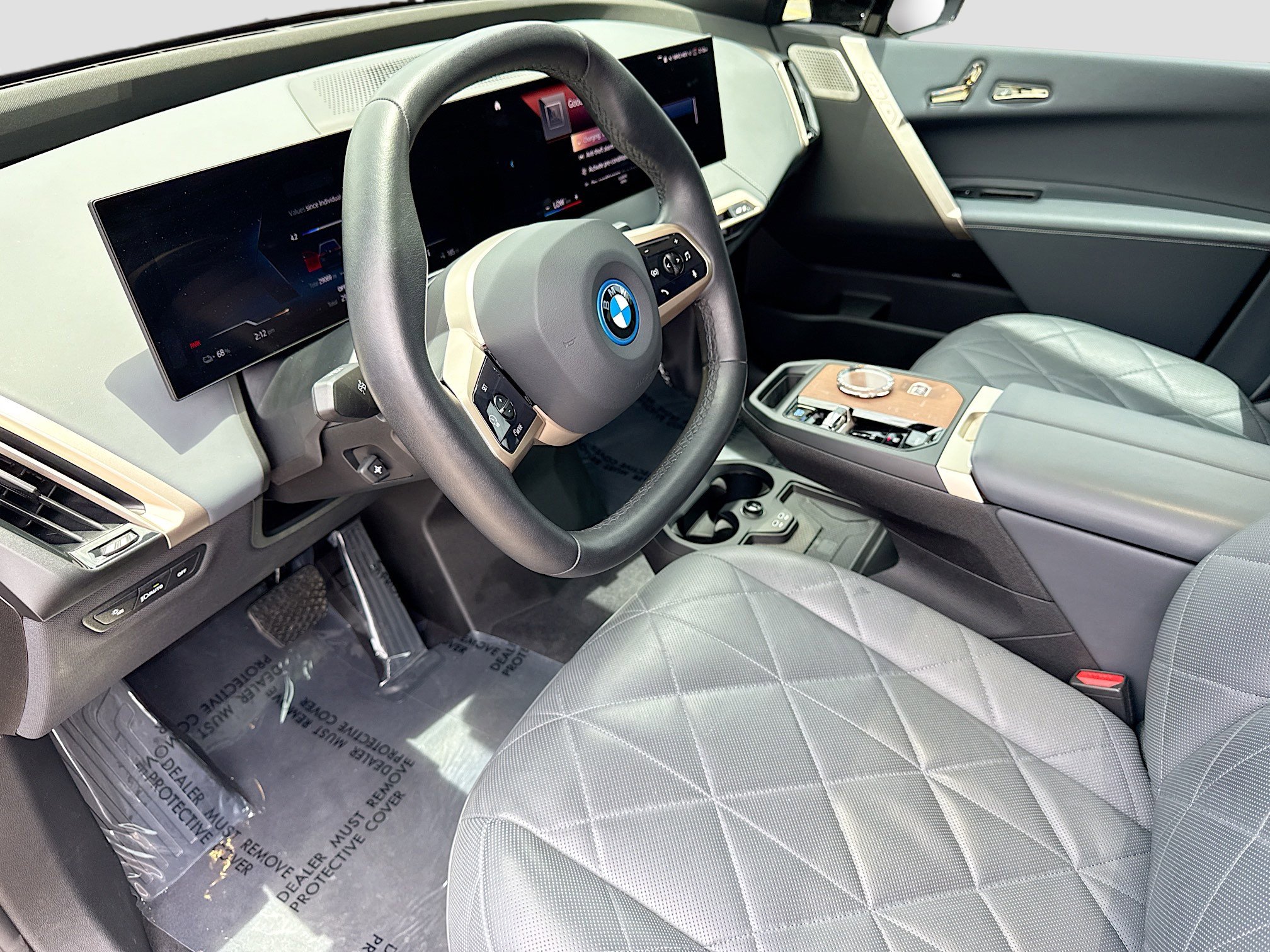 Used 2023 BMW iX M60 w/ Executive Package AWD/4WD image 26
