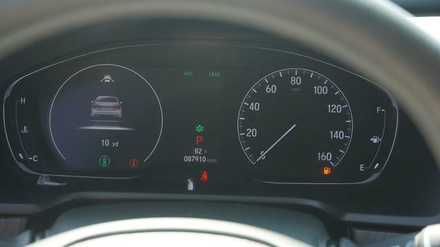 Used 2018 Honda Accord EX image 33