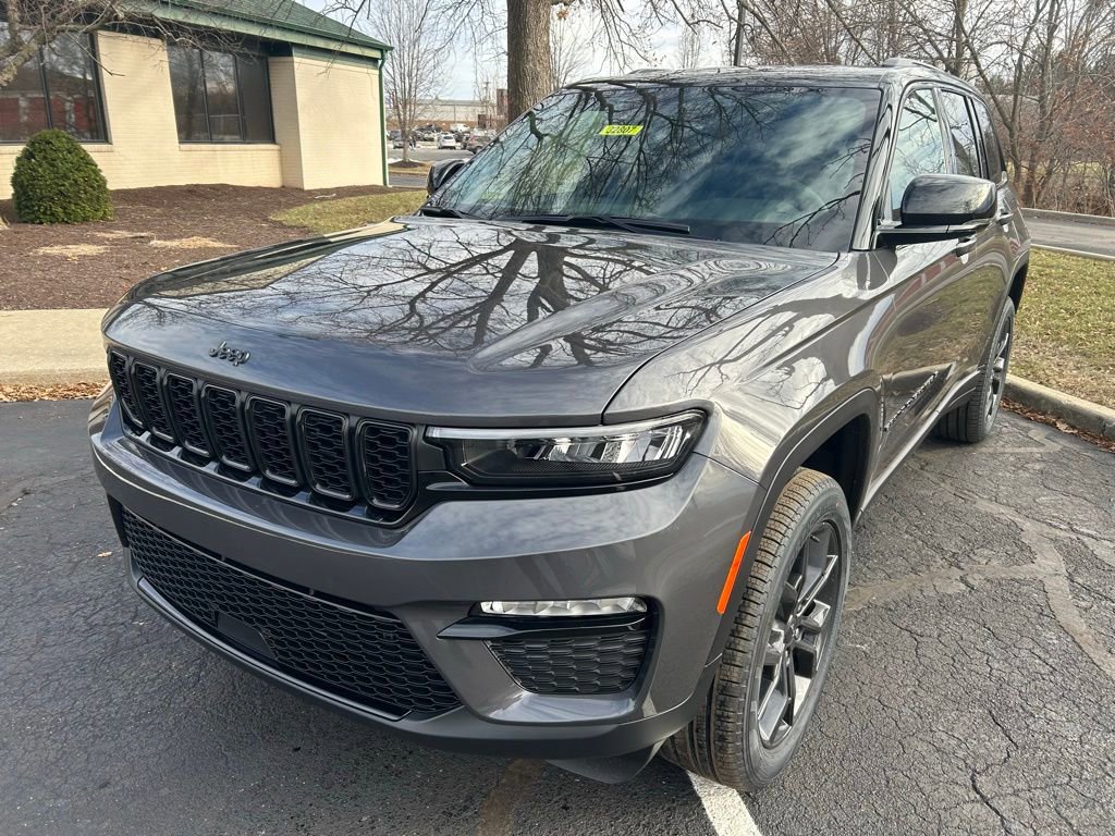 New 2025 Jeep Grand Cherokee Limited image 24