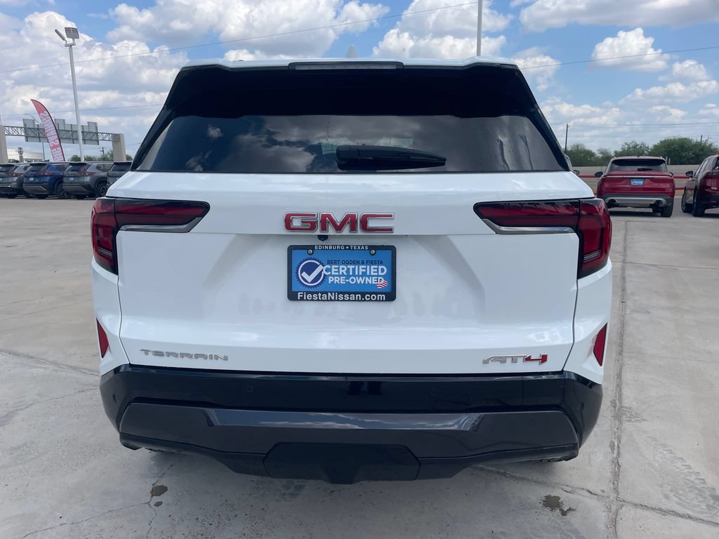 Used 2026 GMC Terrain AT4 AWD/4WD image 4