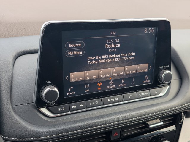 Used 2021 Nissan Rogue SV FWD image 24