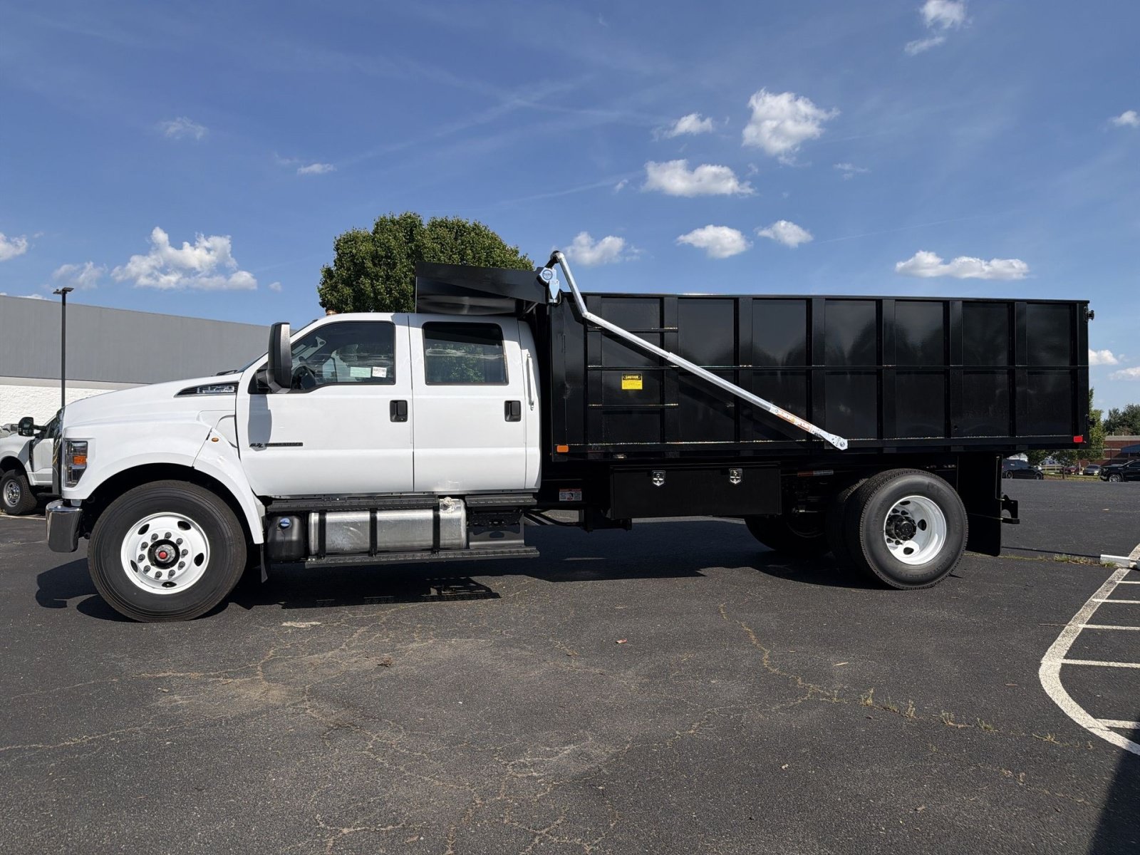 New 2027 Ford F750 2WD Crew Cab Super Duty image 2