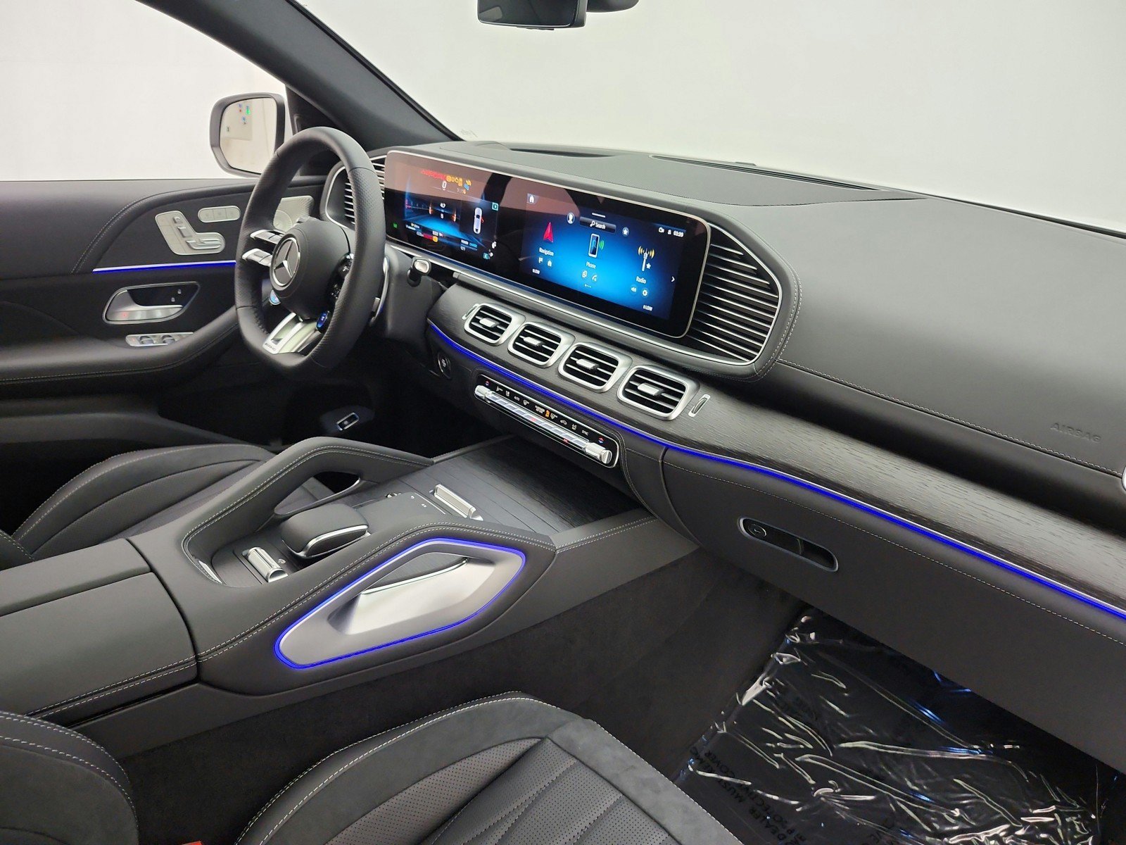 New 2026 Mercedes-Benz GLE 53 AMG 4MATIC Coupe image 14