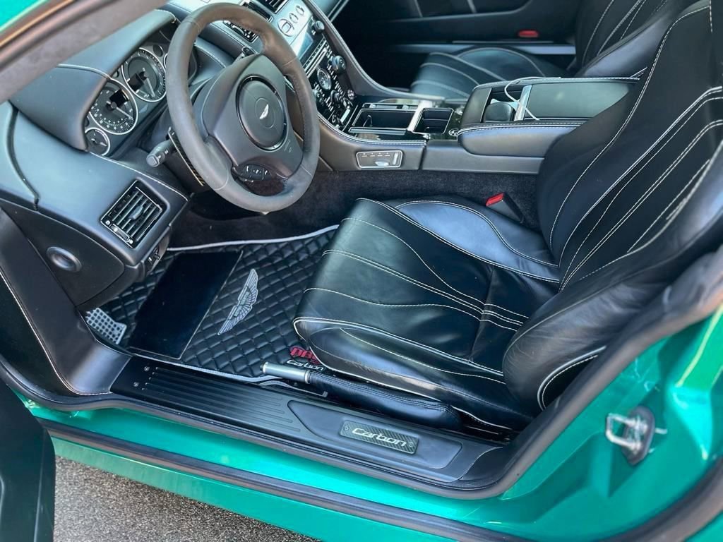 Used 2015 Aston Martin DB9 Coupe RWD image 26
