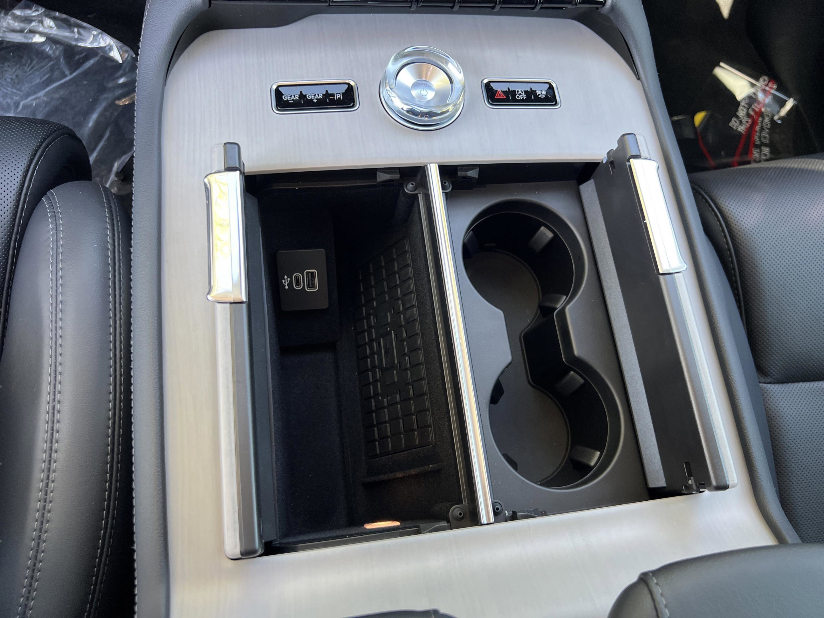 New 2025 Lincoln Navigator L Reserve AWD/4WD image 21