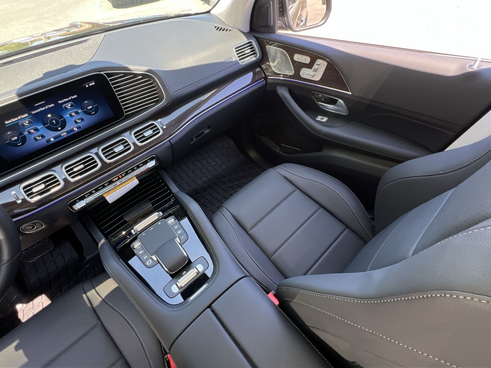 New 2026 Mercedes-Benz GLS 450 4MATIC image 14