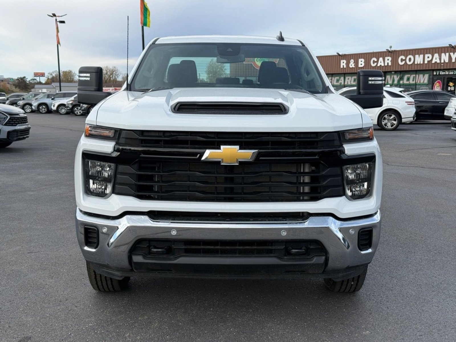 Used 2025 Chevrolet Silverado 2500 W/T w/ WT/CX Safety Package image 3